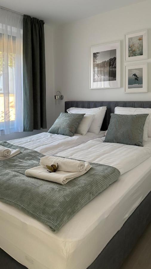 Linden Apartman 001 - Adults Only Mosonmagyaróvár Exteriér fotografie