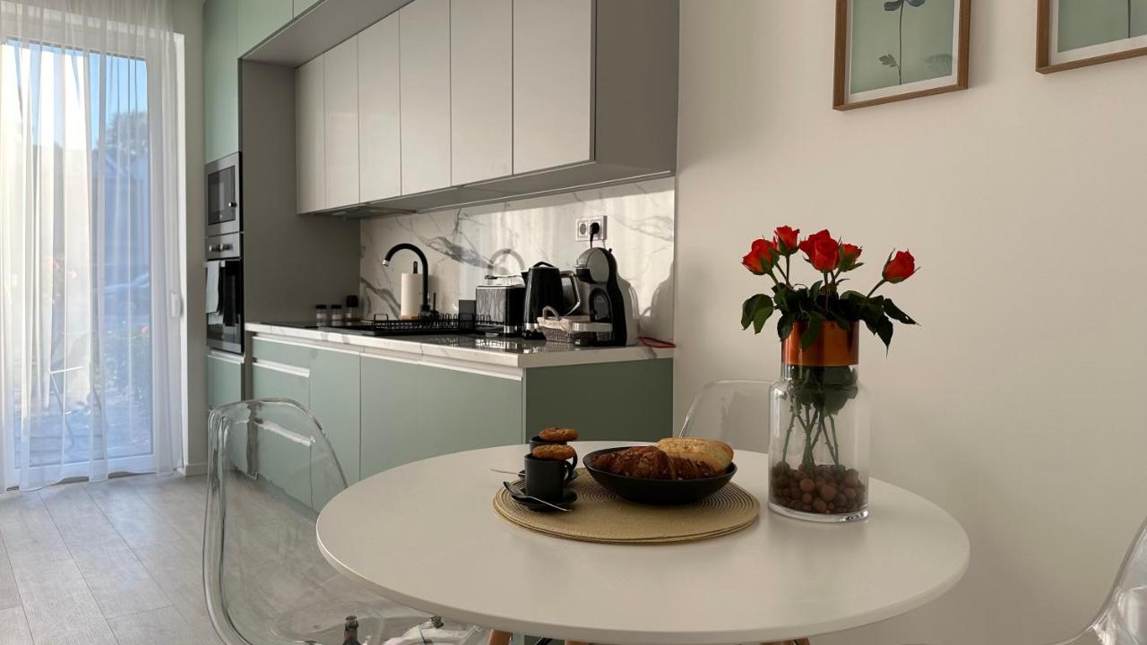 Linden Apartman 001 - Adults Only Mosonmagyaróvár Exteriér fotografie
